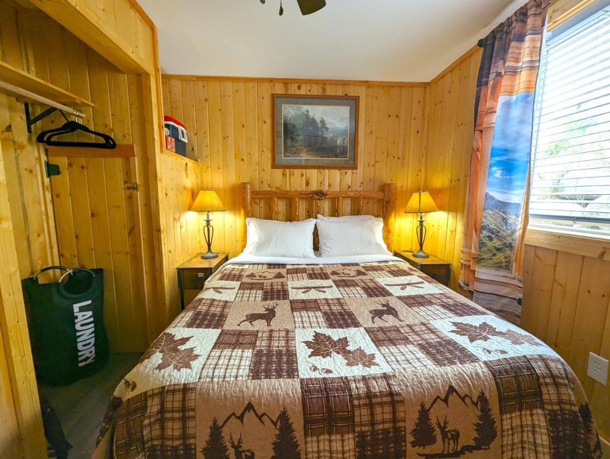 Yellowstone'S Treasure Cabins Gardiner Buitenkant foto