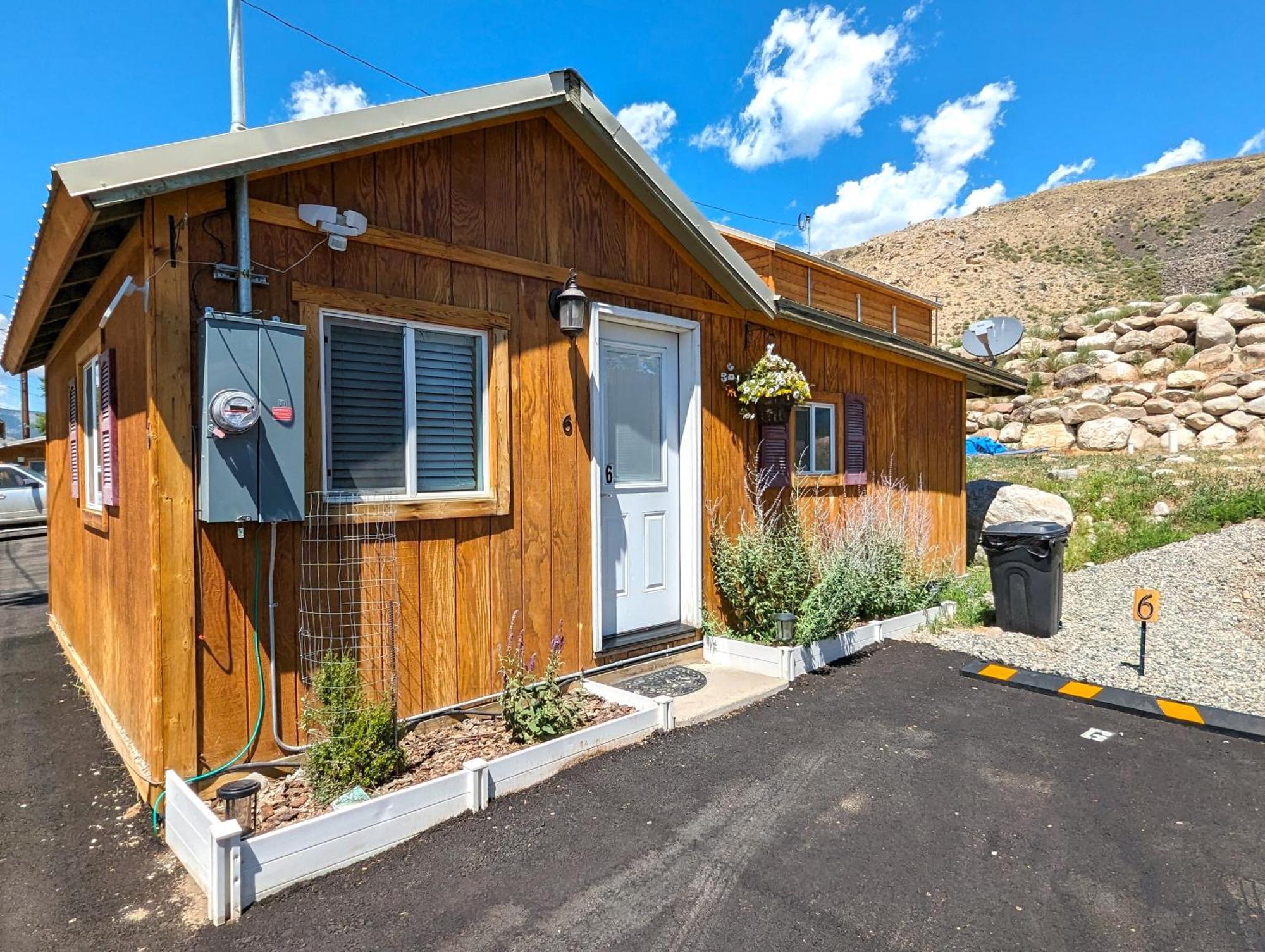 Yellowstone'S Treasure Cabins Gardiner Buitenkant foto