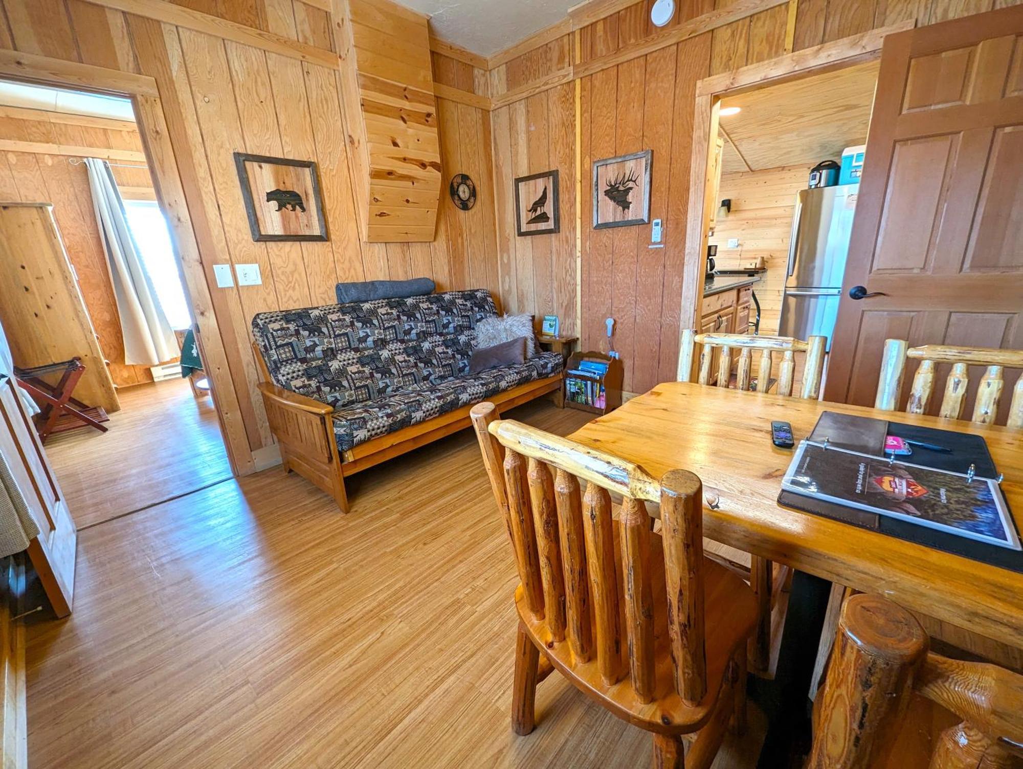 Yellowstone'S Treasure Cabins Gardiner Buitenkant foto