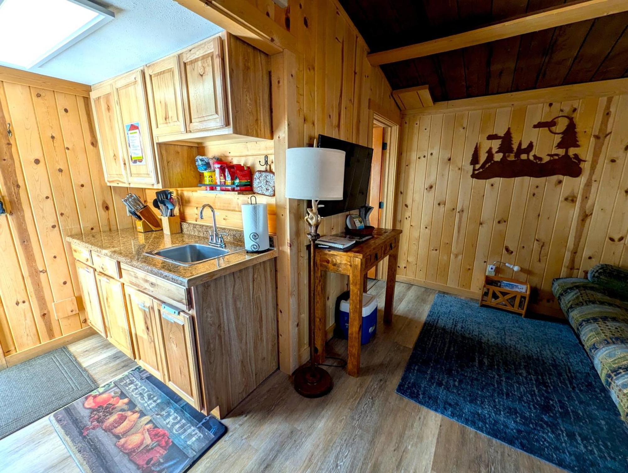 Yellowstone'S Treasure Cabins Gardiner Buitenkant foto